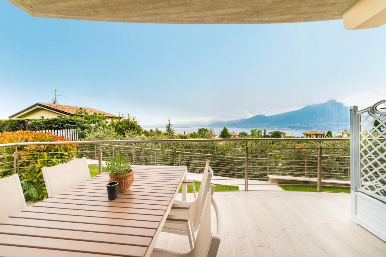 Villa Kiara Torri Del Benaco Bagian luar foto