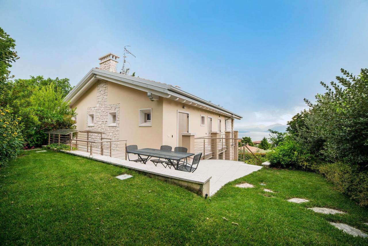 Villa Kiara Torri Del Benaco Bagian luar foto