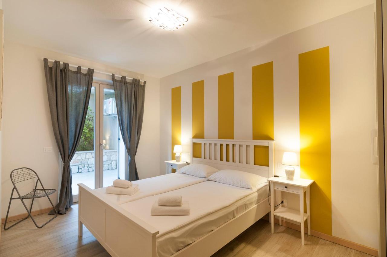 Villa Kiara Torri Del Benaco Bagian luar foto
