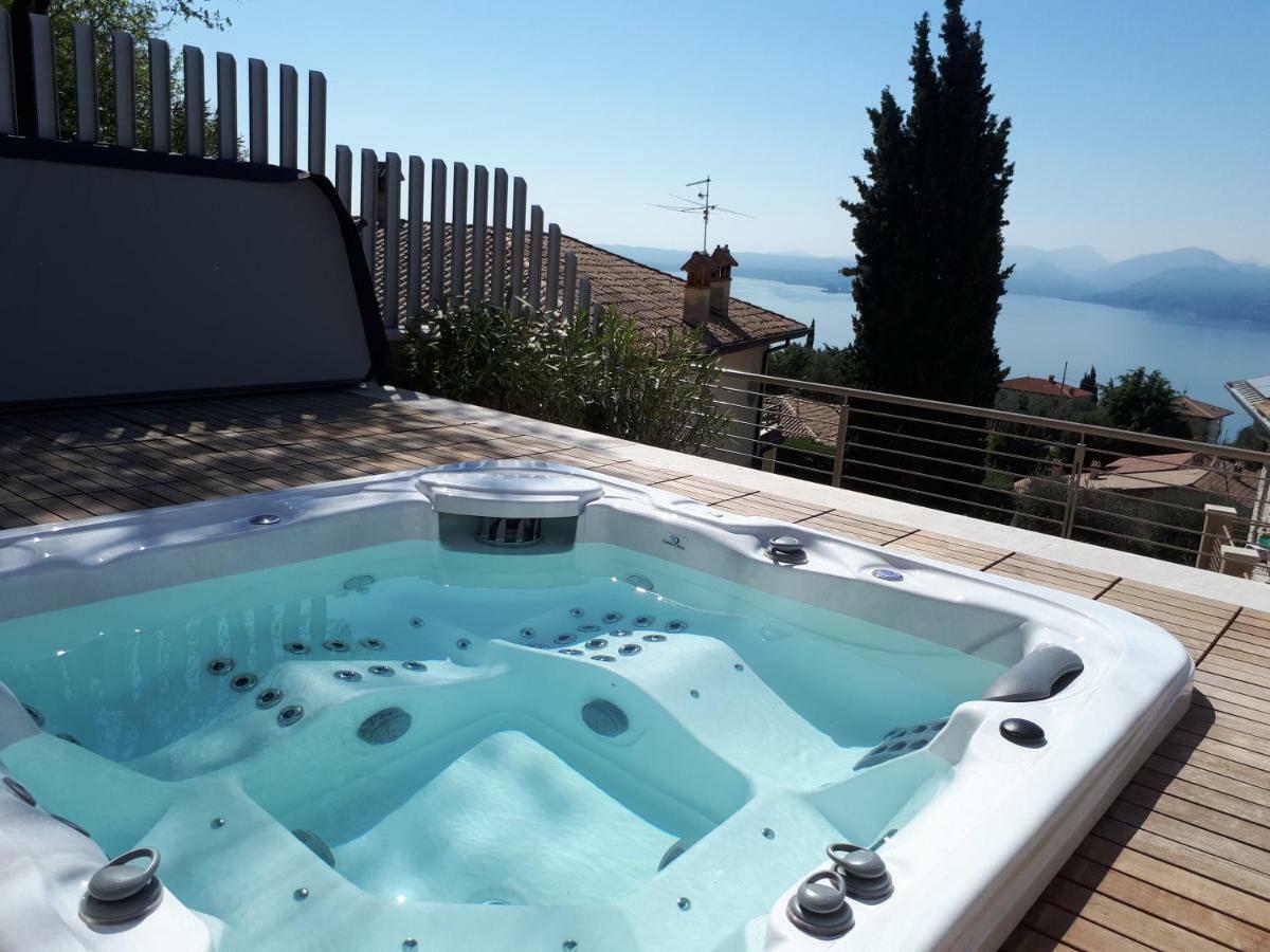 Villa Kiara Torri Del Benaco Bagian luar foto